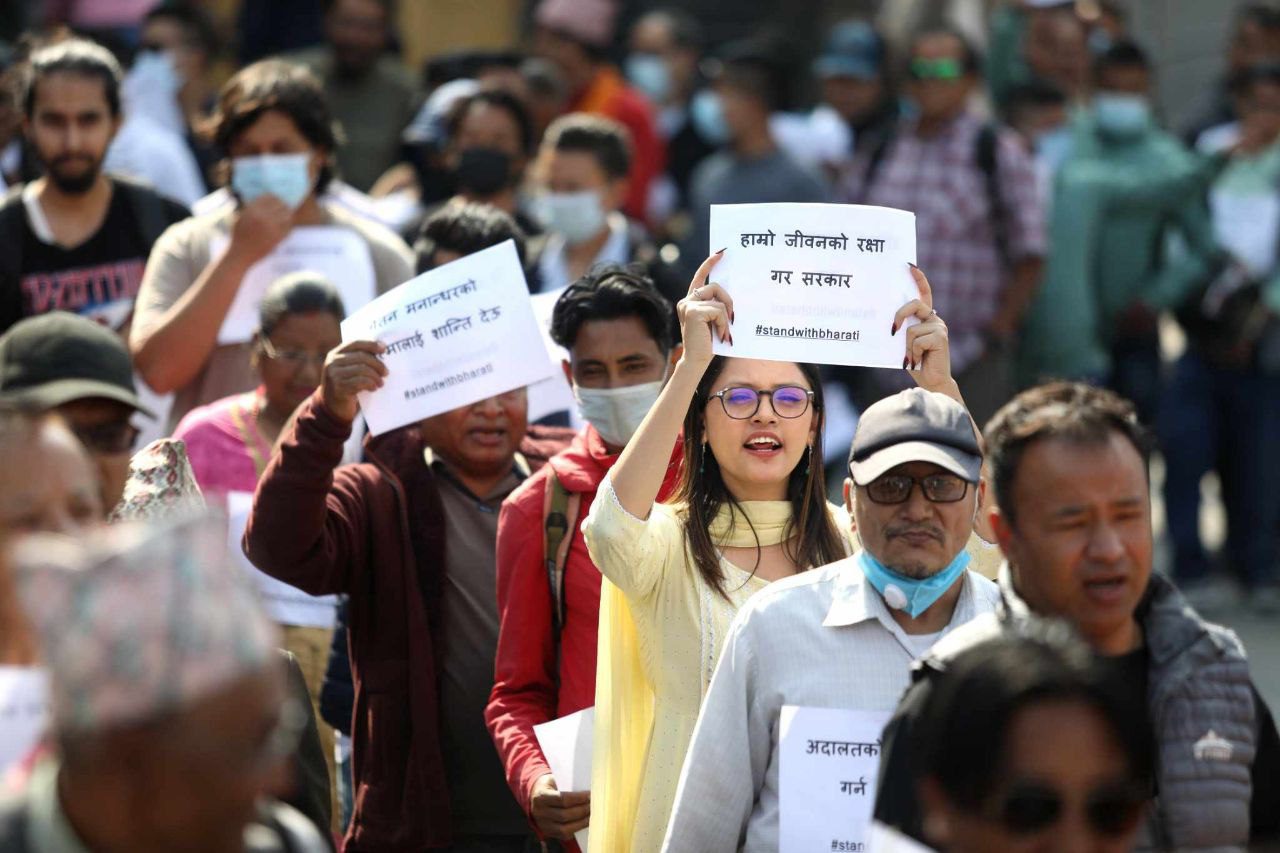 Protest for Regal re-imprisonment by activists